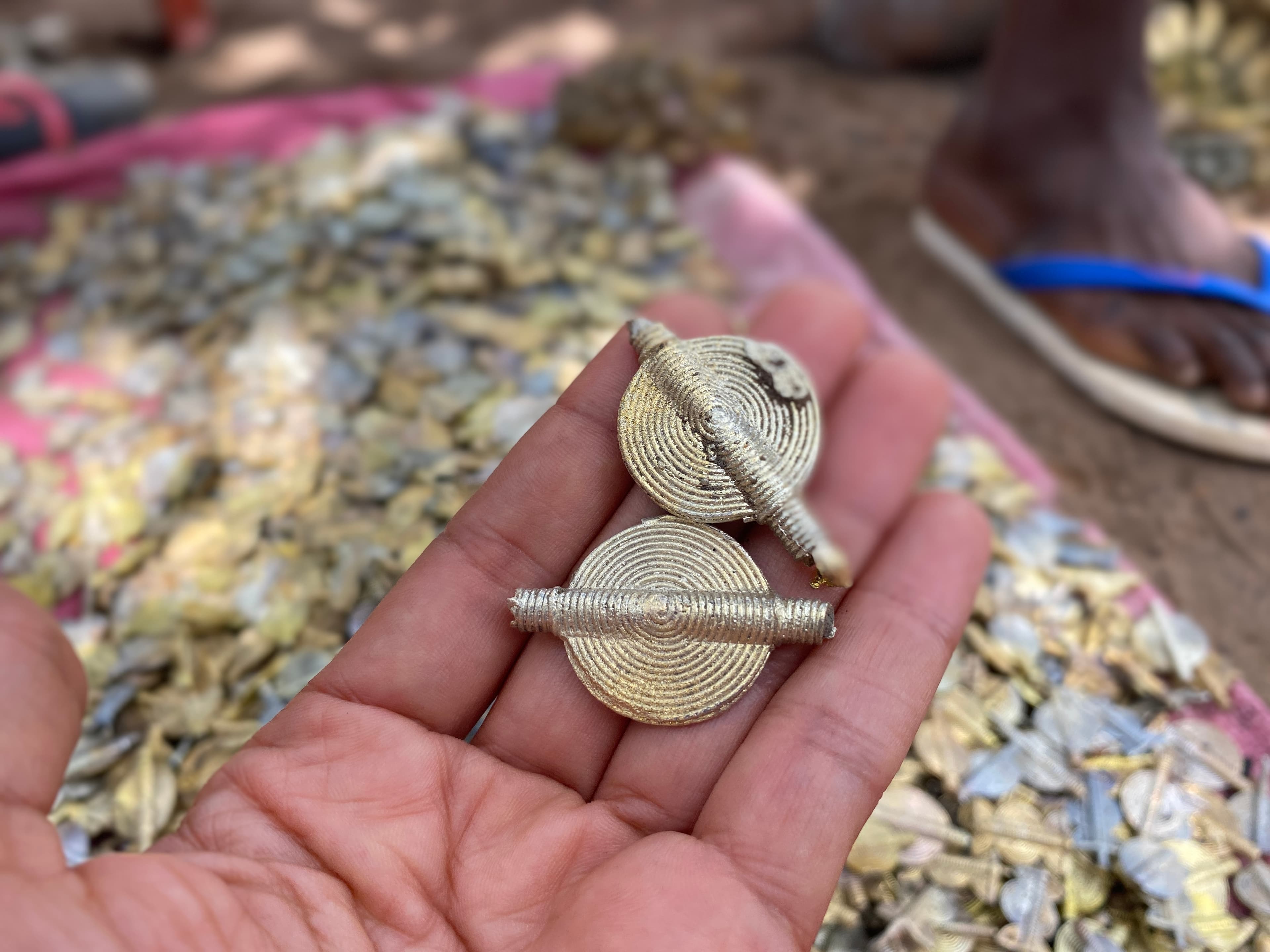 Des pièces chargées de sens