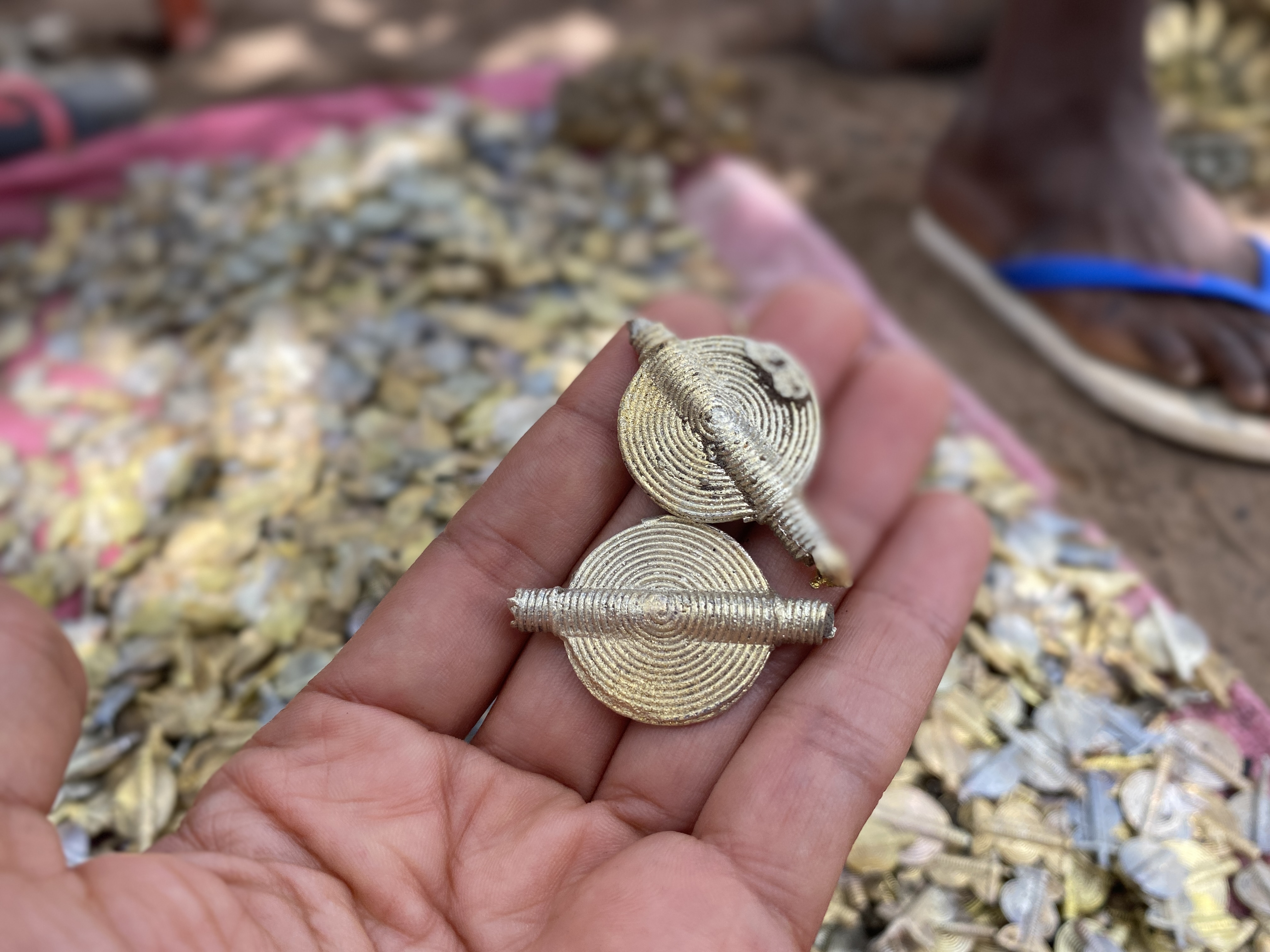 Des pièces chargées de sens
